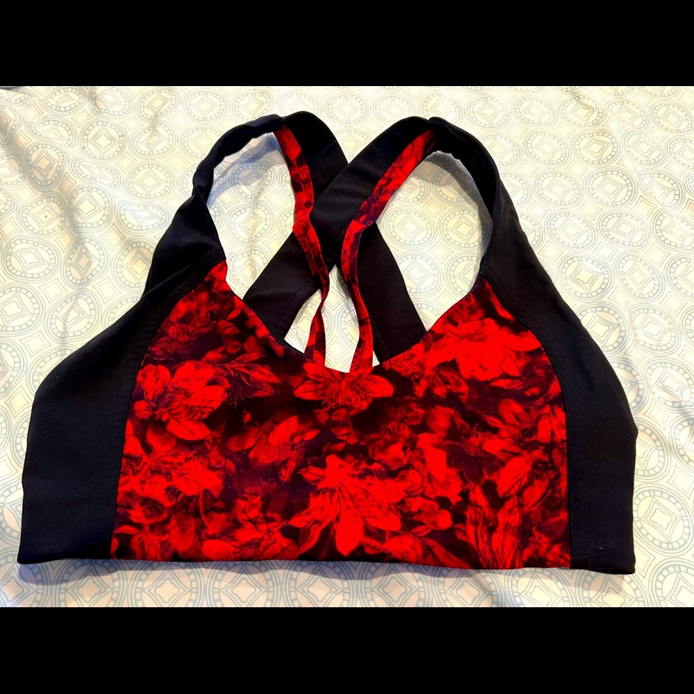 Lululemon Red Floral & Black Bra size 6